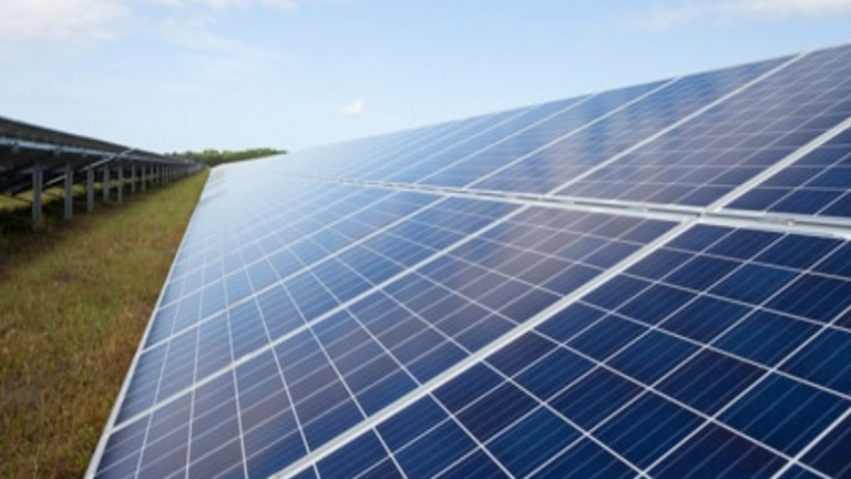 New Solar Power to Sustain More Than 10,000 Homes Will Be Built with The Help of Charlotte